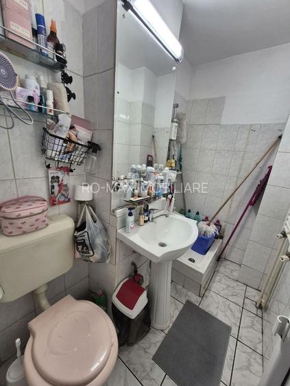 Ap decomandat 4 camere , 2 bai si 2 balcoane-zona Colentina bloc 1986 - 18