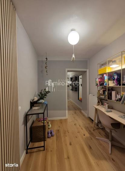 Vanzare 2 camere |  Vila | Renovat | Centrala | P-ta  Victoriei - 3