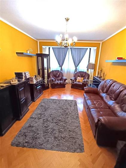 ETAJ 2! Apartament 3 camere DECOMANDAT, zona Calea Galati - 2