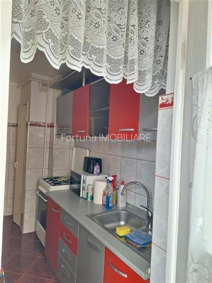 Apartament de 2 camere, mobilat si utilat, zona Astra - 4