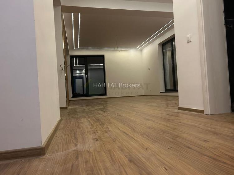 Casă modernă de vânzare / Strada Alexandru Ioan Cuza - 6