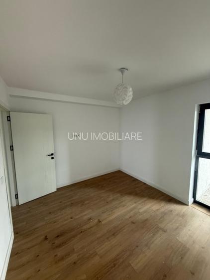 3 camere - Rediu - 71 mp + gradina 35 mp - parcare - 106000 euro - 5