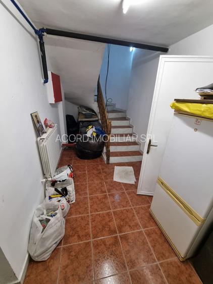 Ovidiu-vila D+P+1+M libera aproape de lac - 10