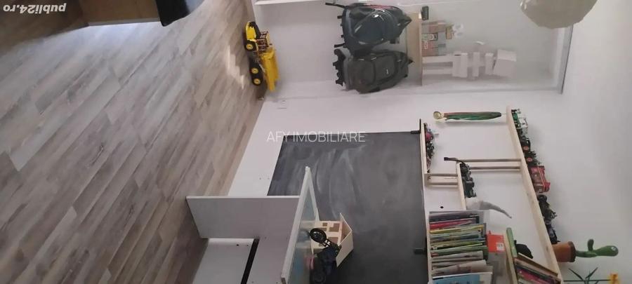 De vanzare Apartament 3 camere Brancoveanu, sector 4 - 3