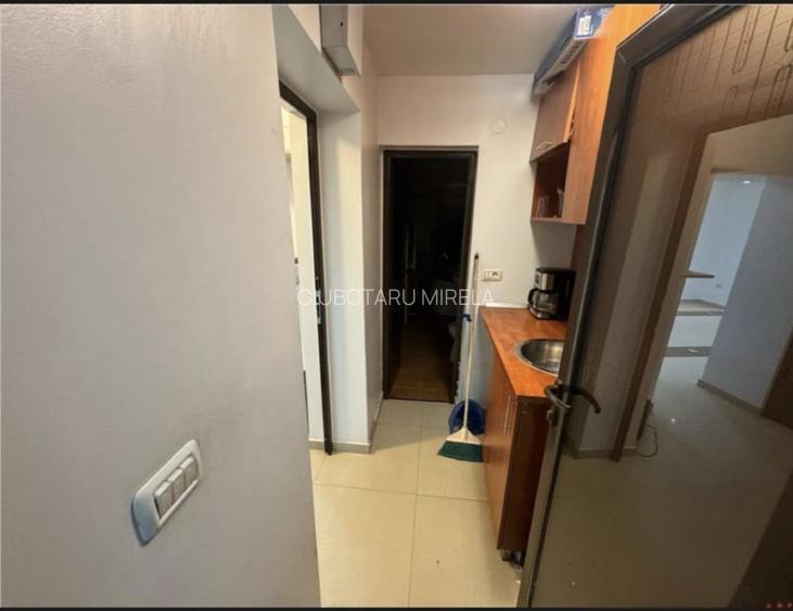 VÂNZARE/ INCHIRIERE SPATIU COMERCIAL - 10