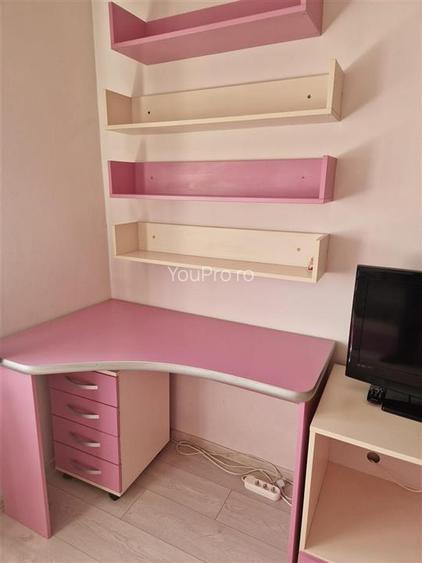 Dambovita 3 camere Decomandat etaj 4 - 17