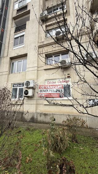 Splaiul Unirii – stradal, 3 camere decomandat, 80 mp - Langa Camera de Comert - 13