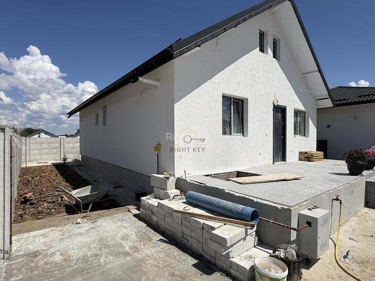 Ocazie! Casa P+pod placa, teren 250mp, clinceni! Comision 0%! - 3