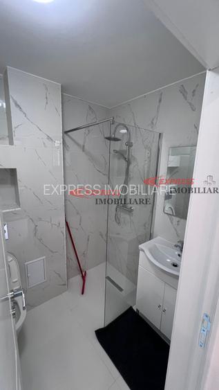 Calea Victoriei, Muzeul National, McDonald's, Metrou - 3