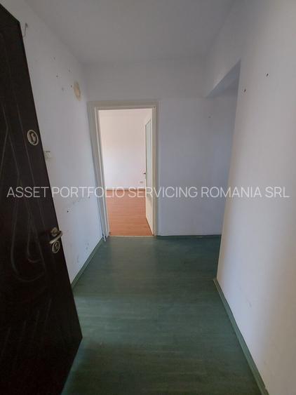 Apartament cu trei camere Pitesti-Arges - 13