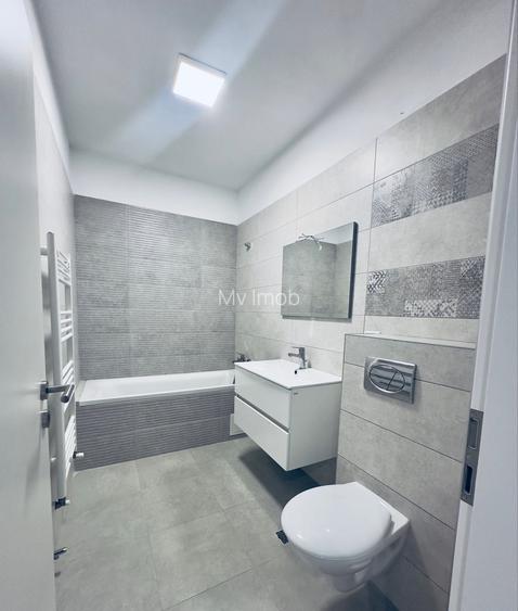 Garsoniera la intrare in Sanpetru langa noul Mall str Sf Stefan nr 2 - 6