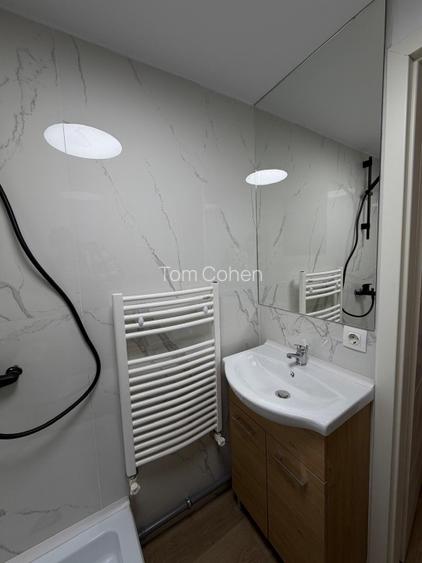 Garsoniera noua si spatioasa, Calea Mosilor - 5