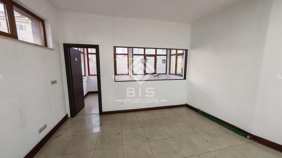 Spațiu Generos de Închiriat - 90 mp Utili - Zonă Ultra-Centrală. - 6