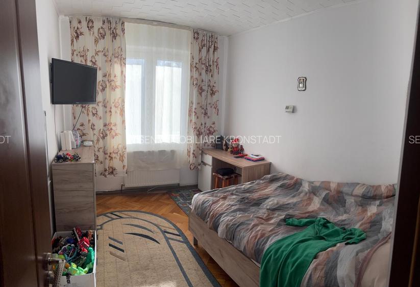 Apartament 3 camere, zona Garii - 5