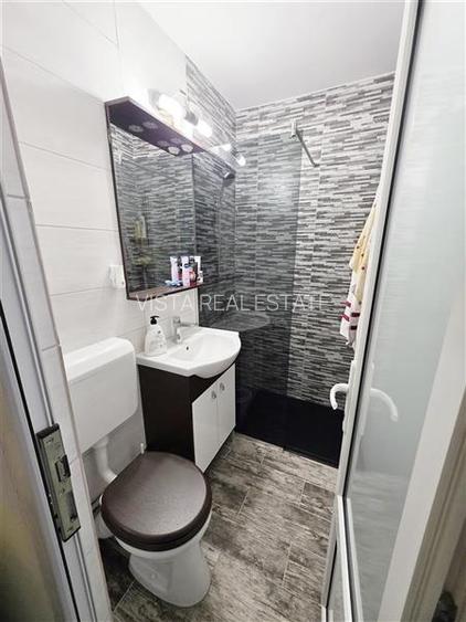 Vind apartament doua camere semidecomandat Brasov - 9