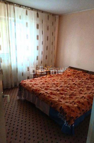 Apartament cu 3 camere de vanzare zona centrala - 9