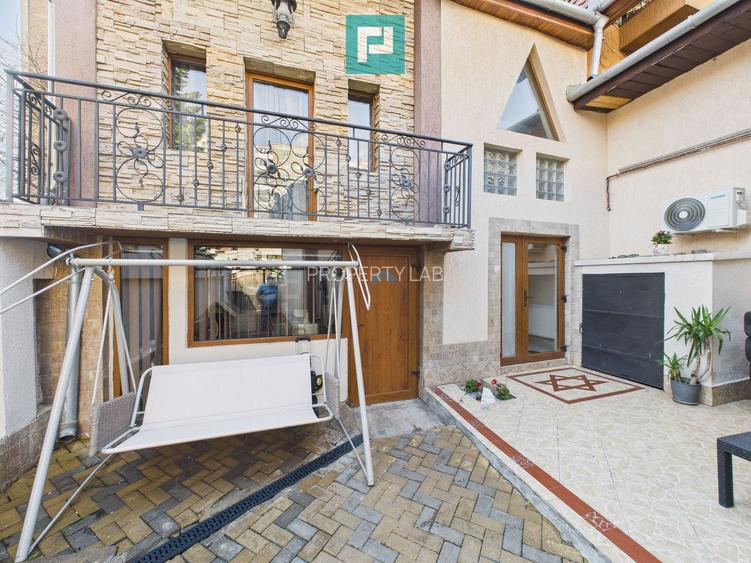 Casă cu spațiu comercial Arad, calea Aurel Vlaicu - 14