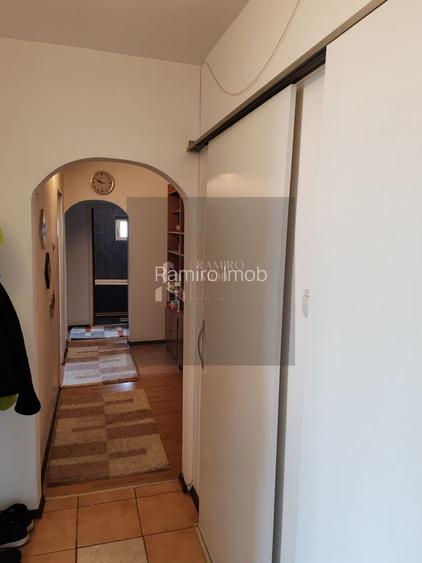 Apartament 3 camere decomandat / et 4/ Metrou Iancului 10 min - 2