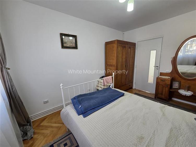 Apartament 3 camere cu priveliste zona Bd. Victoriei - 23