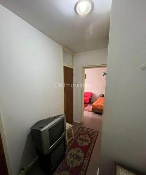 Garsoniera Alexandru Obregia/ Bloc Mixt - 3