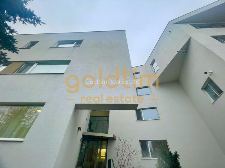 SUPERB/SUPRAFETE GENEROASE/2 BAI/ GRADINA SI TERASA 80 Mp - 16