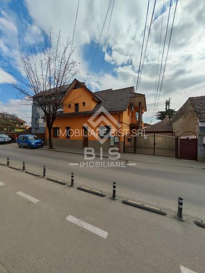 Spațiu Comercial sau Birouri de Închiriat - 14