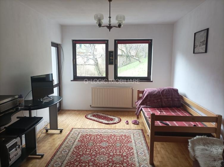 Casa 4 camere pozitie deosebita zona Central - 16