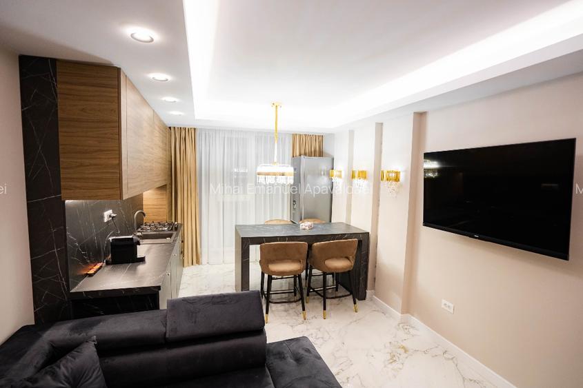 Apartament Cartier Zamca | Parcare Gratis | Mobilat si Utilat Premium - 6
