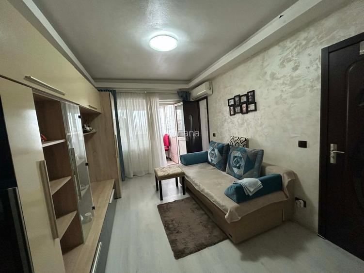 Vând garsonieră pe aleea Pelicanului, 23 mp, et 3/4 - 4