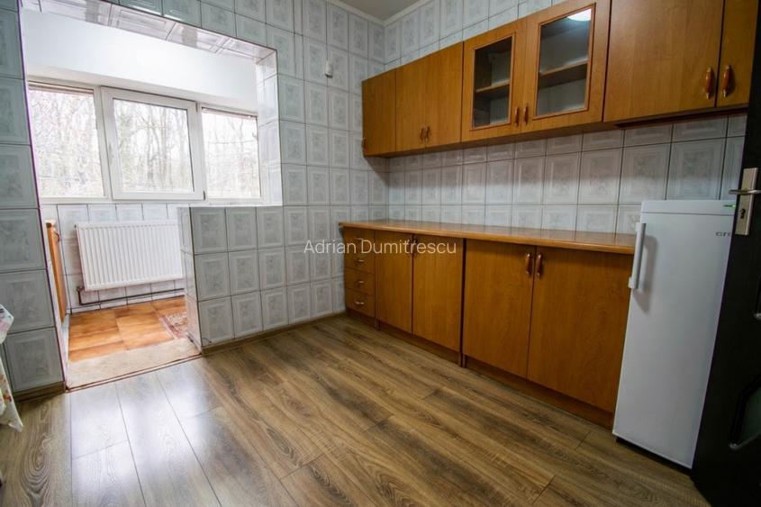 Stefanestii de Jos, 3 camere 70 mp,2 bai,centrala proprie,etaj 1/2,Comision 0% - 11