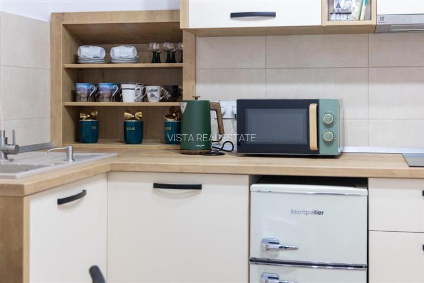 Garsoniera moderna, etaj 1, parcare interioara, Centru Istoric, Brasov - 8