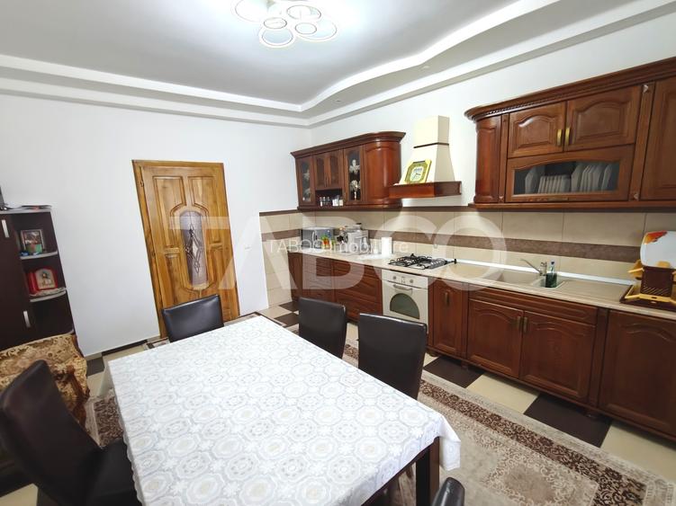 Casa moderna si spatioasa 5 camere luminoase - mobilata si utilata - 14