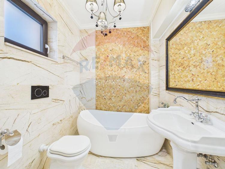 Vila P+2 cu mobilier Italia | Curte privata | Balotesti DN1 - 11