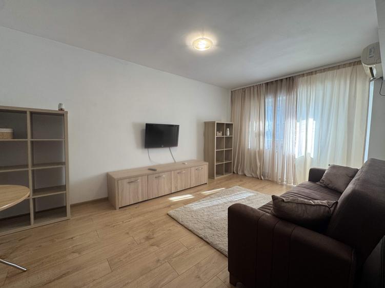 2 cam, etaj 1, decomandat, renovat, mobilat+utilat, Dinu Lipatti