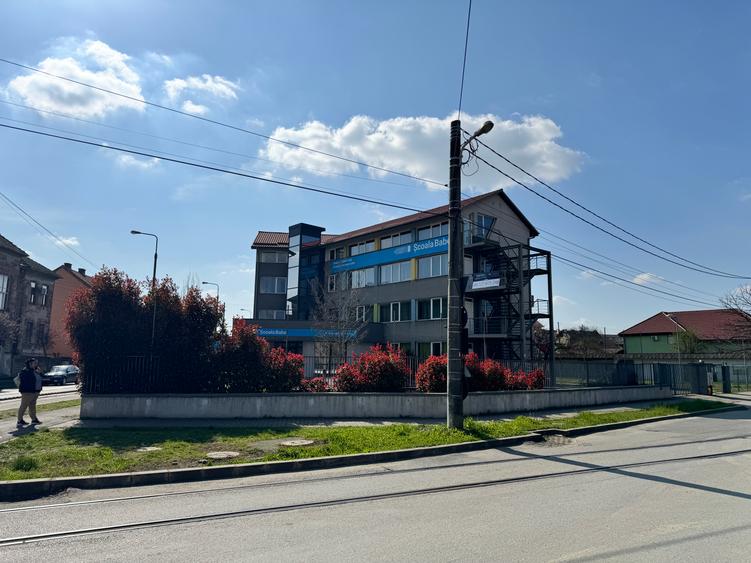 Cladire de inchiriat, curte proprie, 834 mp utili, Timisoara
