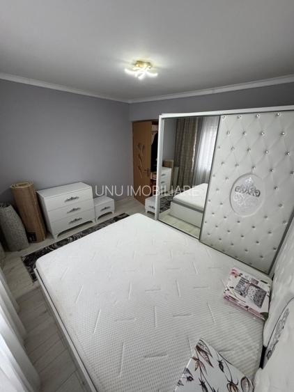 2 Camere Decomandat Mobilat Bloc 1986 zona Cug - 8