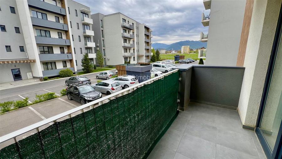 Apartament cu 3 camere, mobilat si utilat CORESI - Qualis 1 - 12