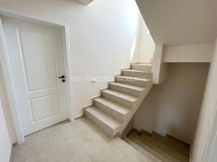 Casa individuala, 4 camere, P+1+M, Toate utilitatile, Comision 0% - 12