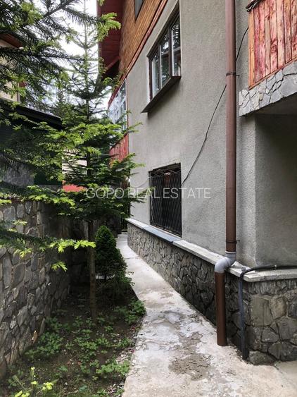 Vila Predeal 500 mp de renovat potential 6 apartamente 3 garaje - 3