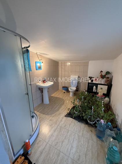 Spațiu de închiriat în Vilă - 2 camere+birou+curte în Campina - 13