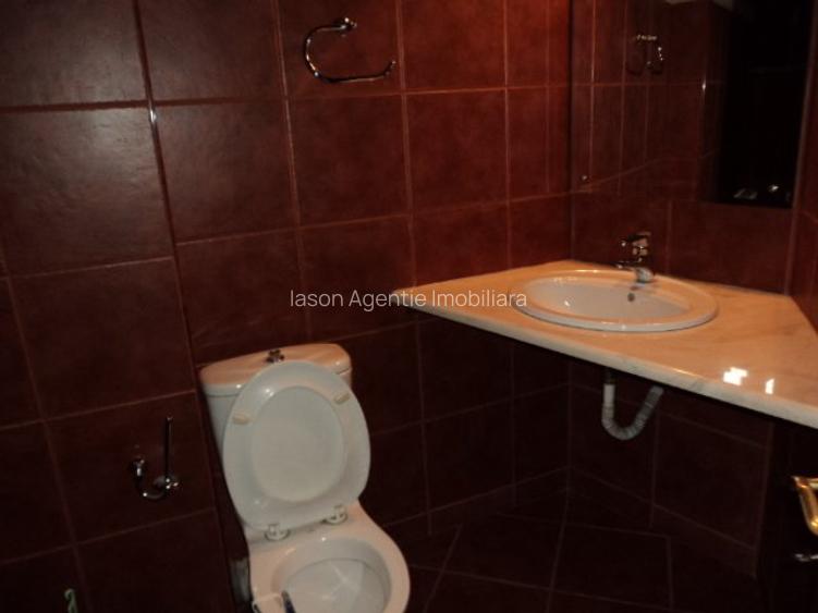 Vila de vanzare Daciei - 12