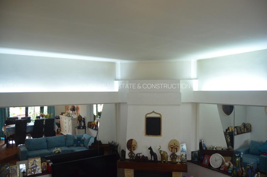 Apartament 3  Camere - Panoramă spectaculoasă în Bușteni (Zamora) - 2