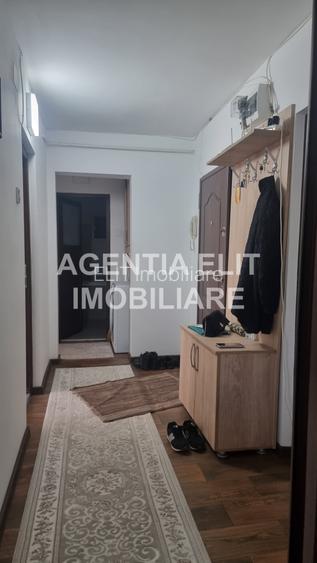 Apartament 3 camere, zona Bucovina - 9