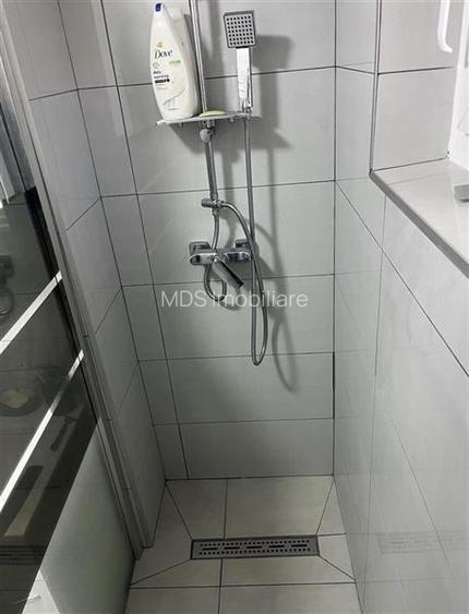 Decomandat la etajul 1, mobilat si utilat - 5