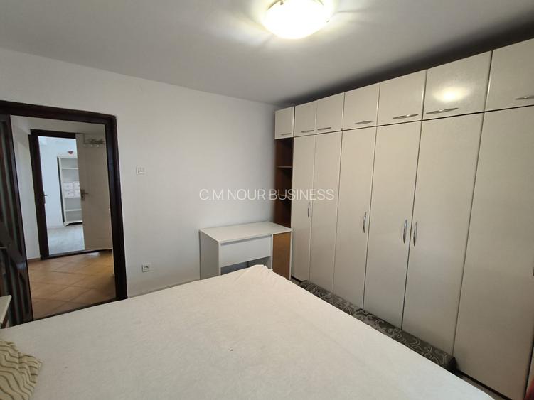 Pacii -3 camere, decomandat - 3