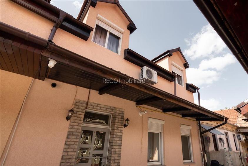 RECO Casa cu 3 Camere la Curte Comuna, Central, Oradea - 8