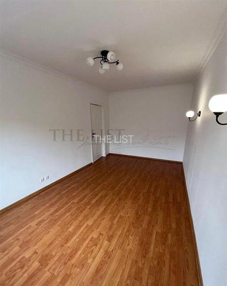 PIPERA | DE VANZARE CASA CU 3 CAMERE LANGA LAC - 11