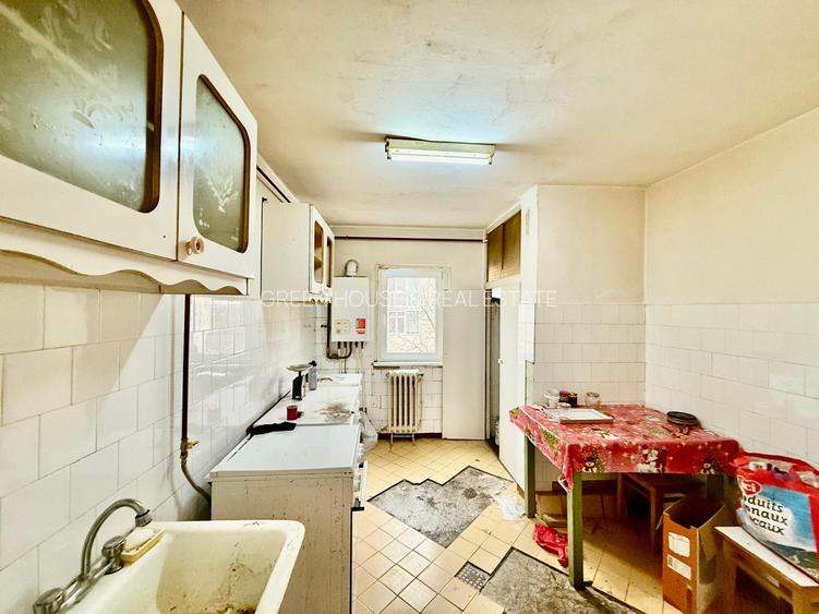 Apartament 3 camere, etaj 2 + Garaj zona Ioan Corvin - 8