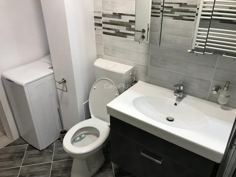 Apartament 3 camere zona PALAS / 3 rooms PALAS - 10