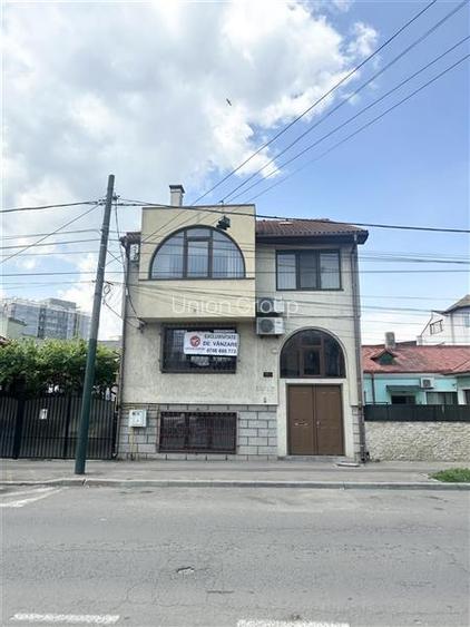 Vila Impresionanta, 220 mp Utili, zona Casa de Cultura - 11
